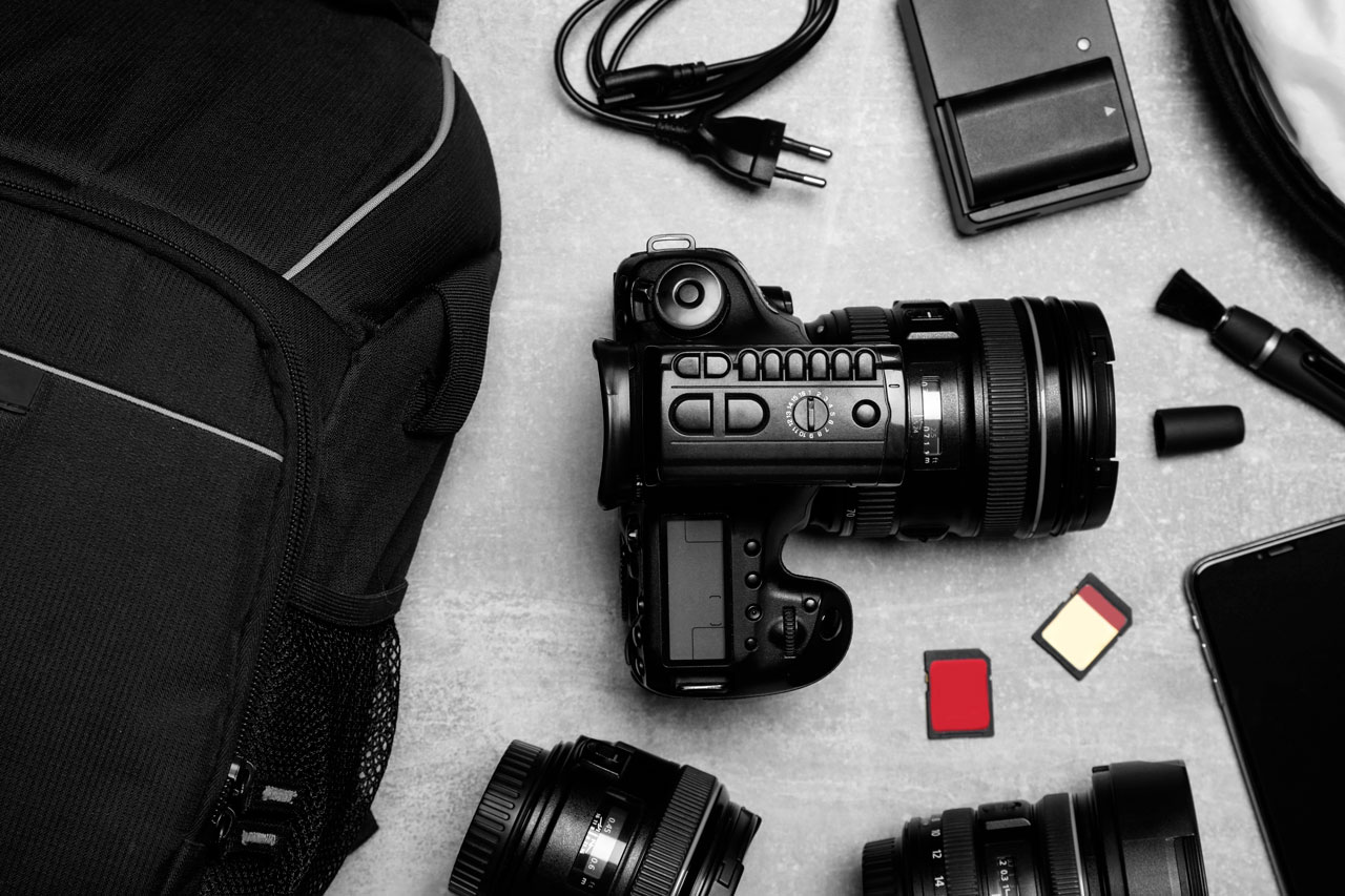 3. Tipos de cámaras fotográficas y accesorios  CA1 - Tema 3.4: La práctica  fotográfica. Usos y técnicas
